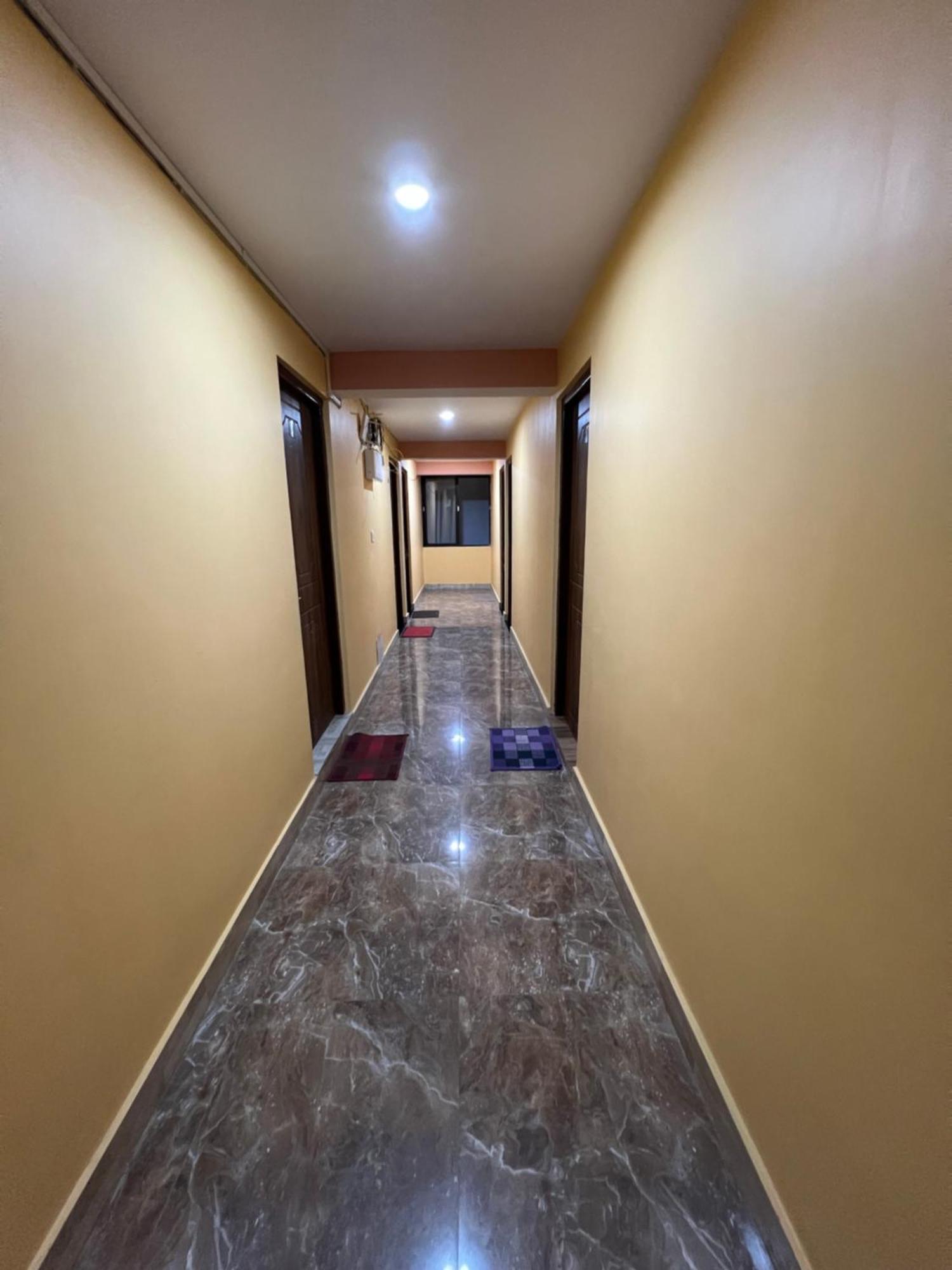 דרג'ילינג Hotel Hill Top מראה חיצוני תמונה